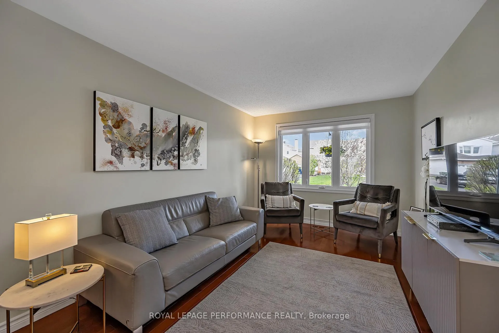 Photo 5 of 1696 Tache Way, Ottawa, Fallingbrook/Pineridge — HOMEH