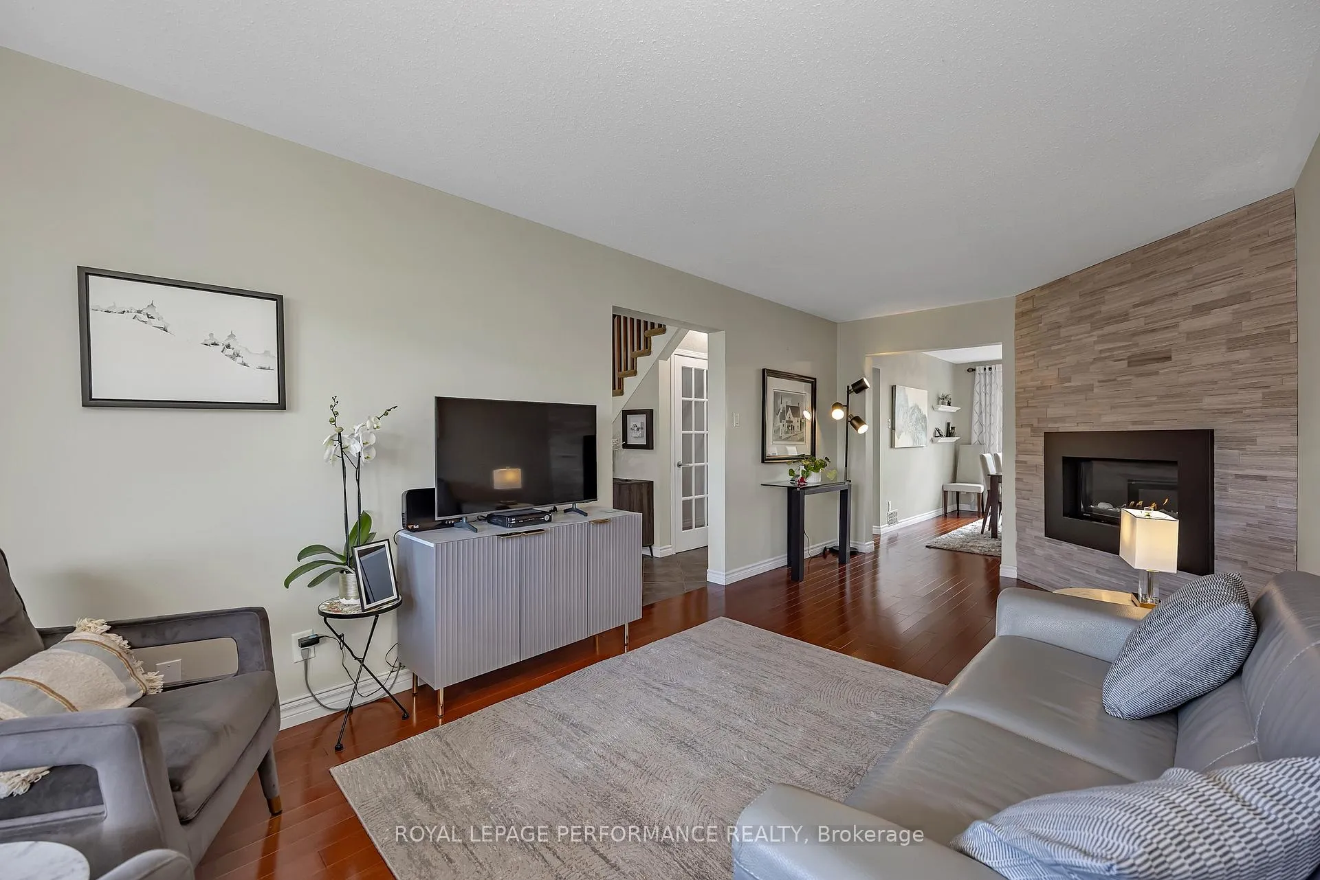 Photo 6 of 1696 Tache Way, Ottawa, Fallingbrook/Pineridge — HOMEH