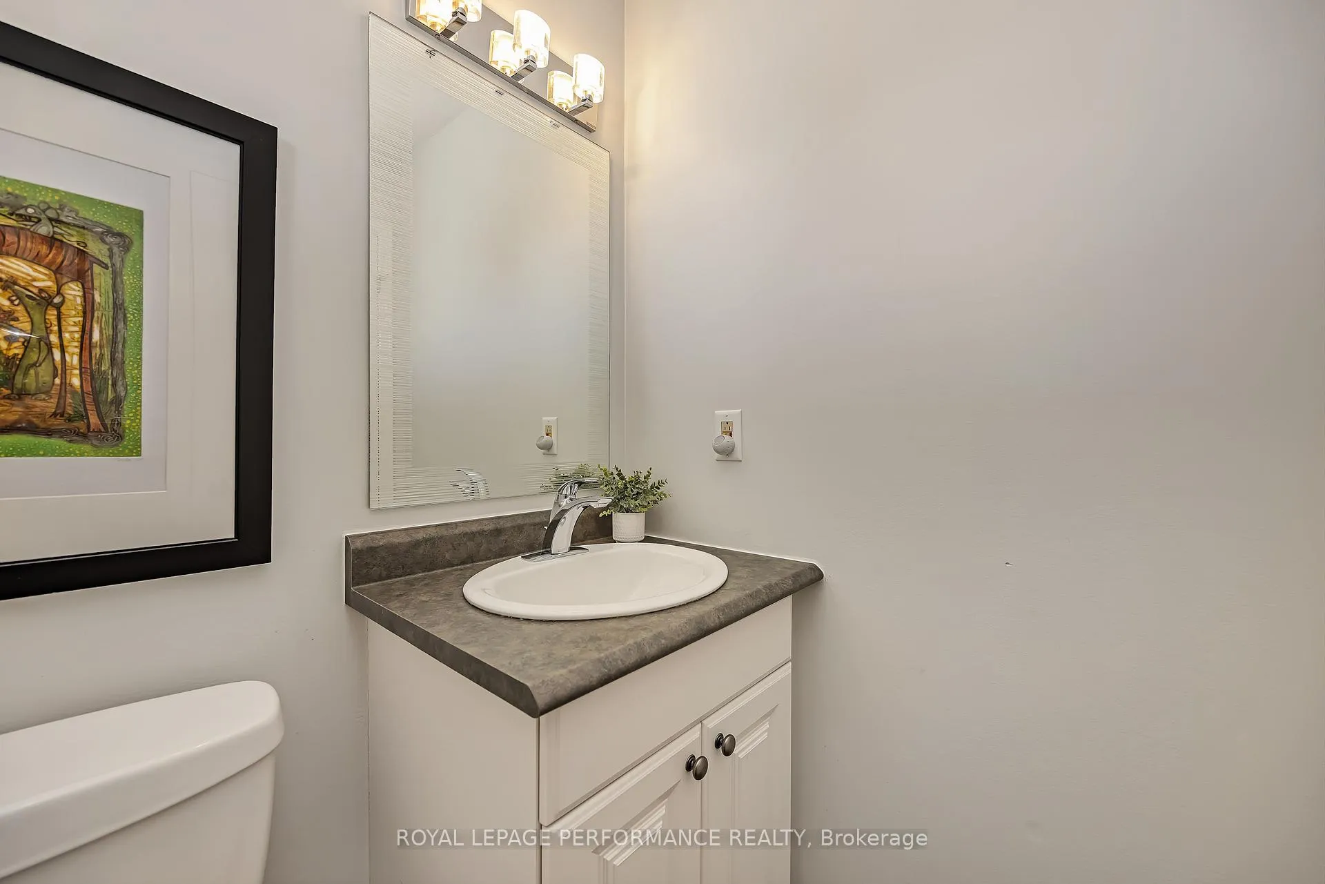 Photo 12 of 1696 Tache Way, Ottawa, Fallingbrook/Pineridge — HOMEH