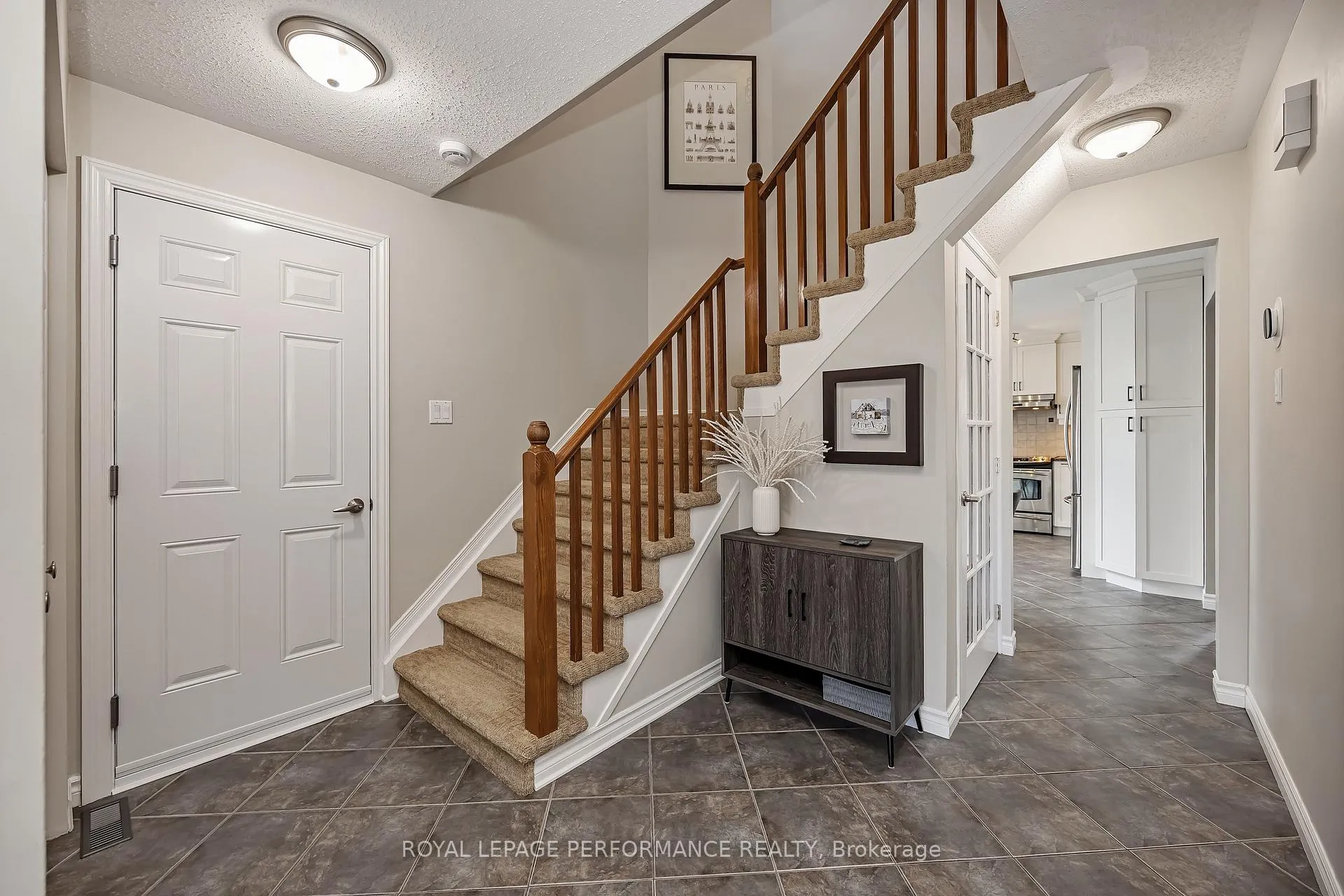 Photo 13 of 1696 Tache Way, Ottawa, Fallingbrook/Pineridge — HOMEH