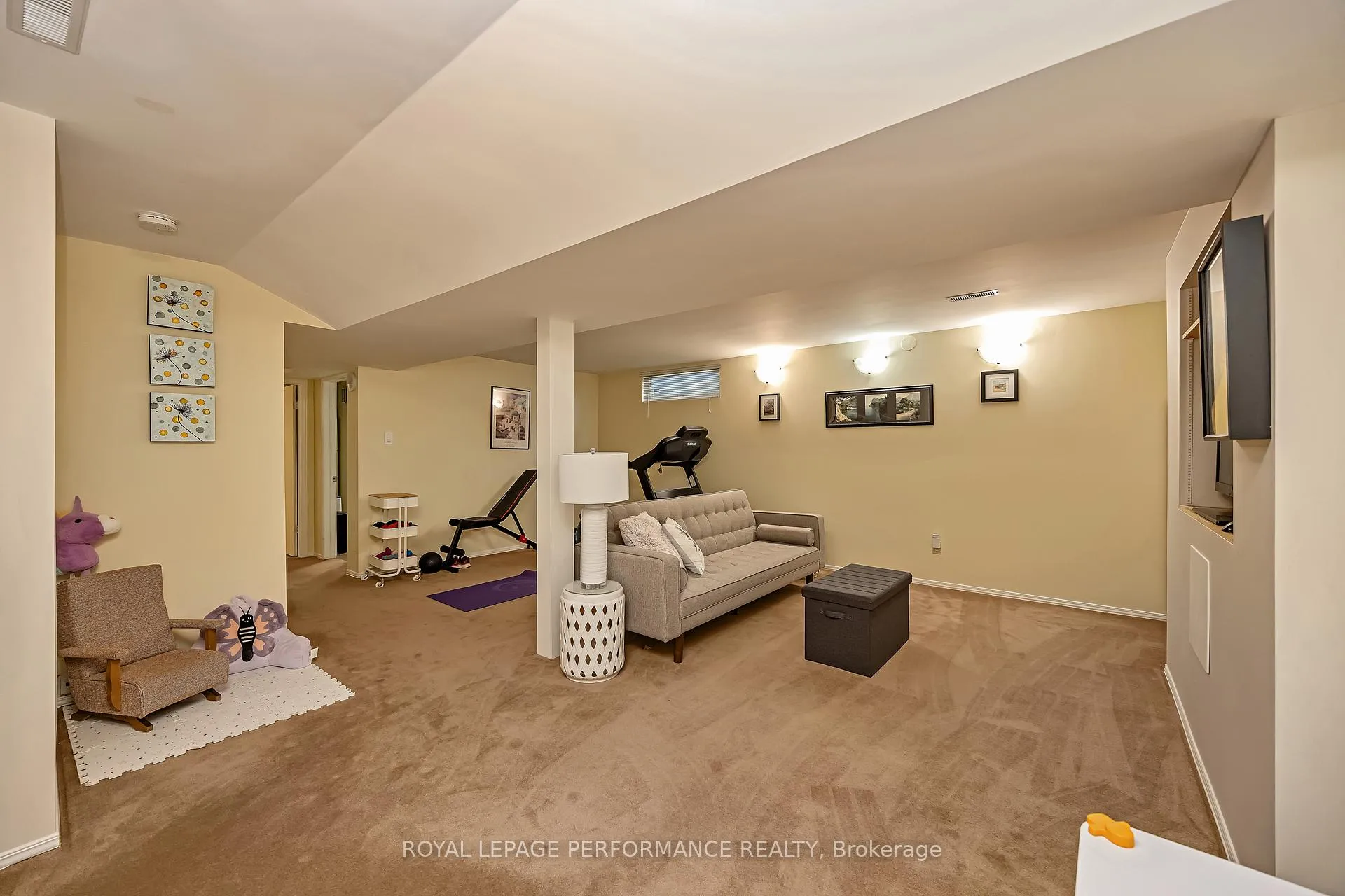 Photo 23 of 1696 Tache Way, Ottawa, Fallingbrook/Pineridge — HOMEH