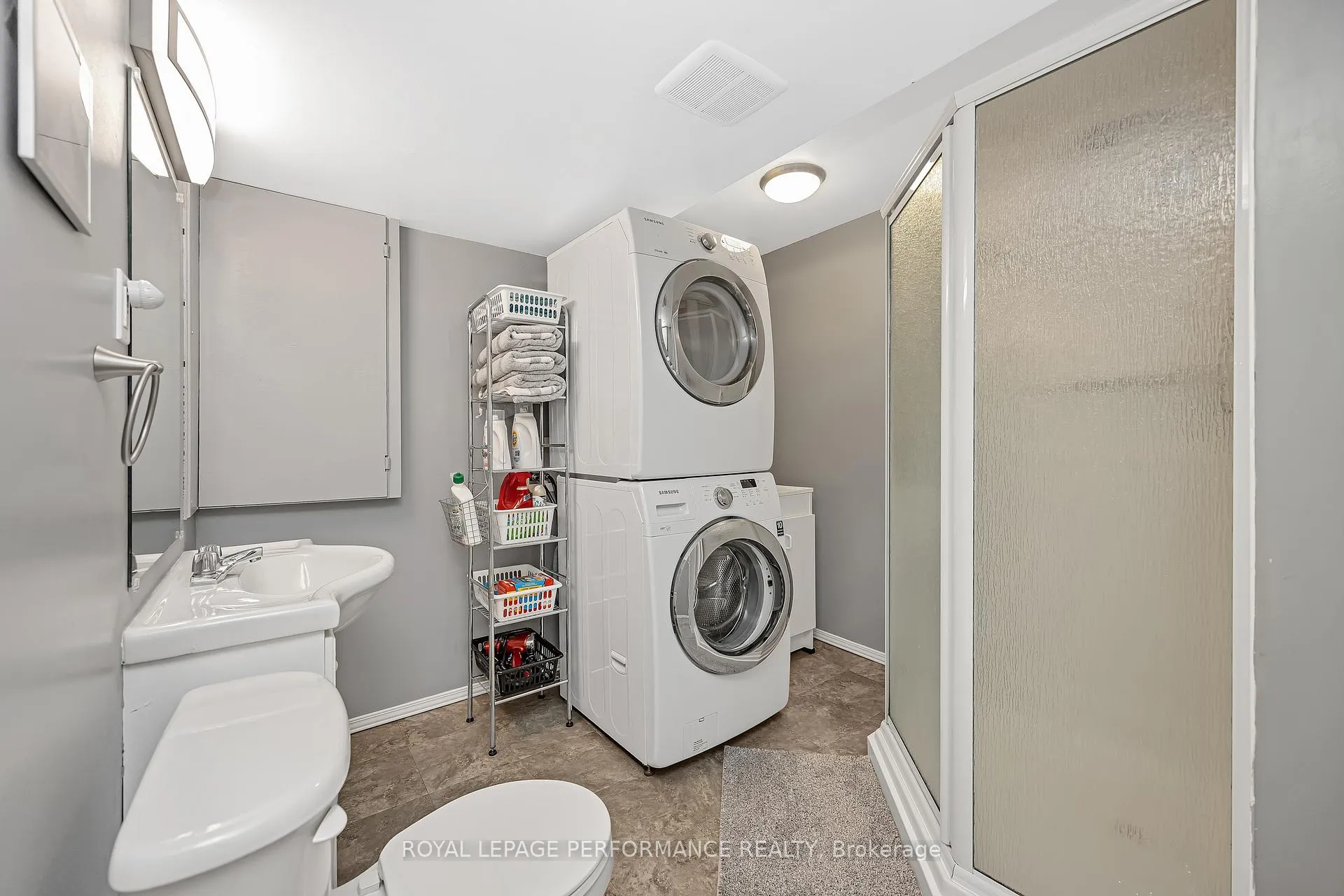 Photo 26 of 1696 Tache Way, Ottawa, Fallingbrook/Pineridge — HOMEH