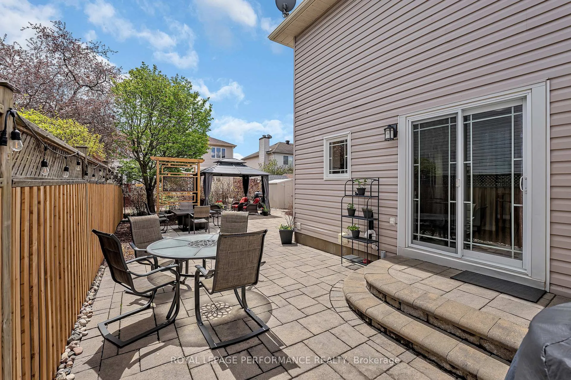 Photo 27 of 1696 Tache Way, Ottawa, Fallingbrook/Pineridge — HOMEH