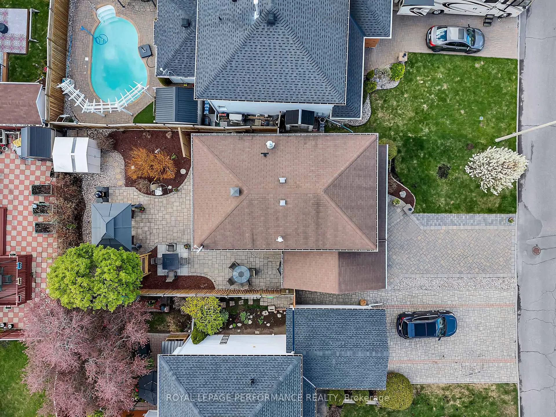 Photo 33 of 1696 Tache Way, Ottawa, Fallingbrook/Pineridge — HOMEH