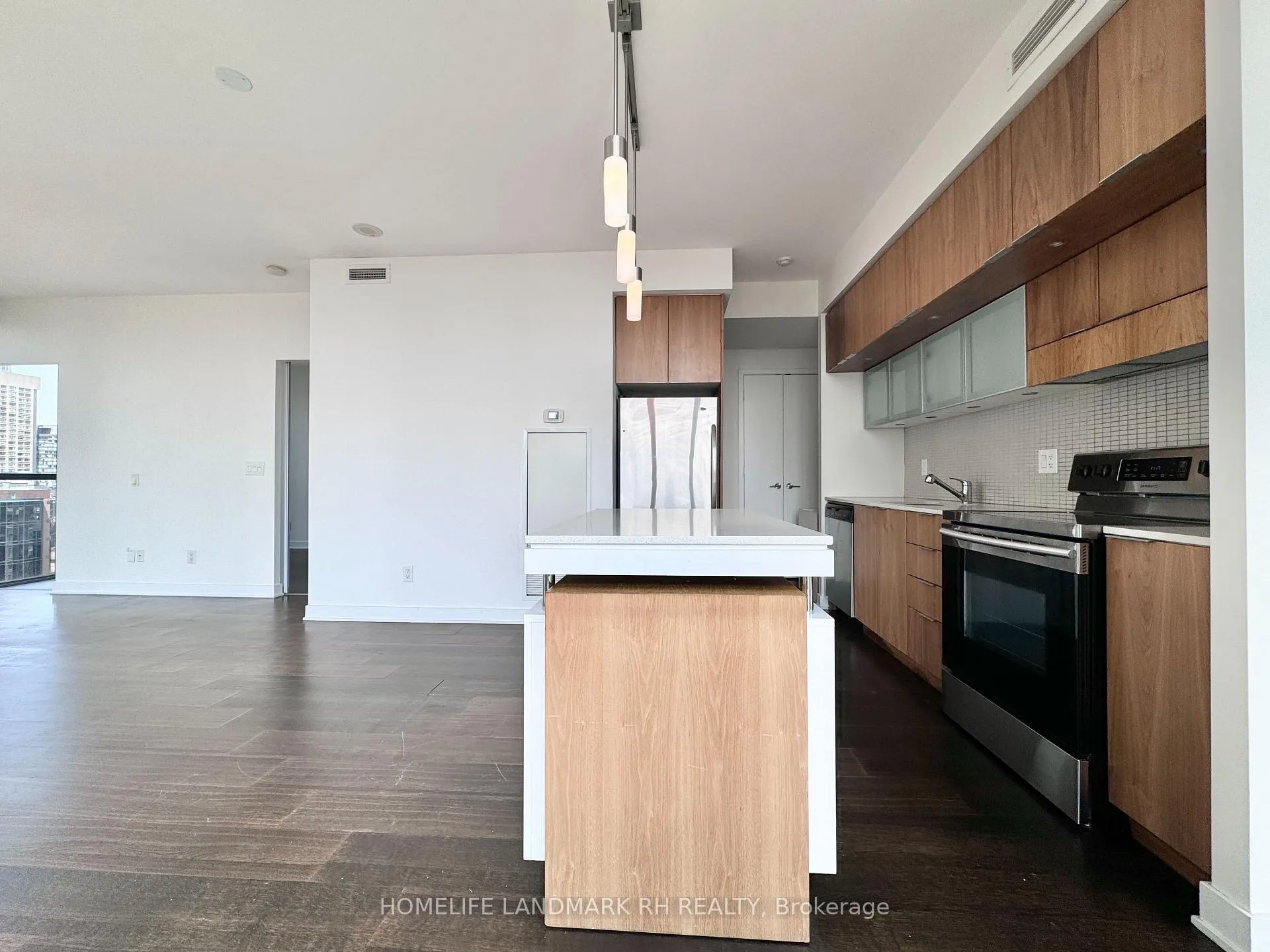 Photo 16 of Unit 2603, 110 Charles Street E, Toronto, Church-Yonge Corridor — HOMEH