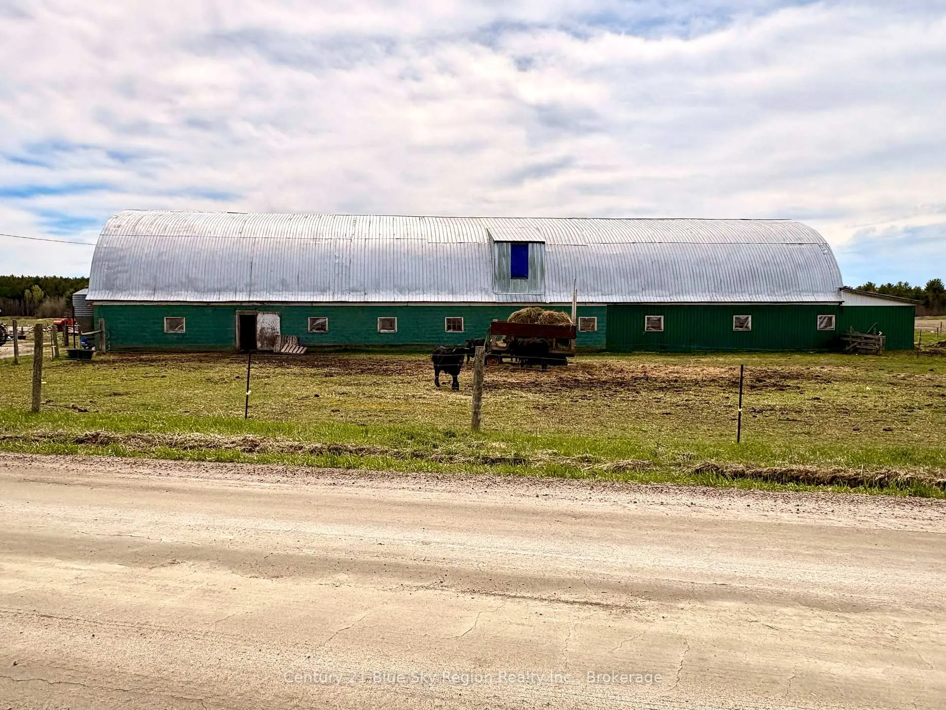 Photo 19 of 700 Piquette Road, West Nipissing, Verner — HOMEH