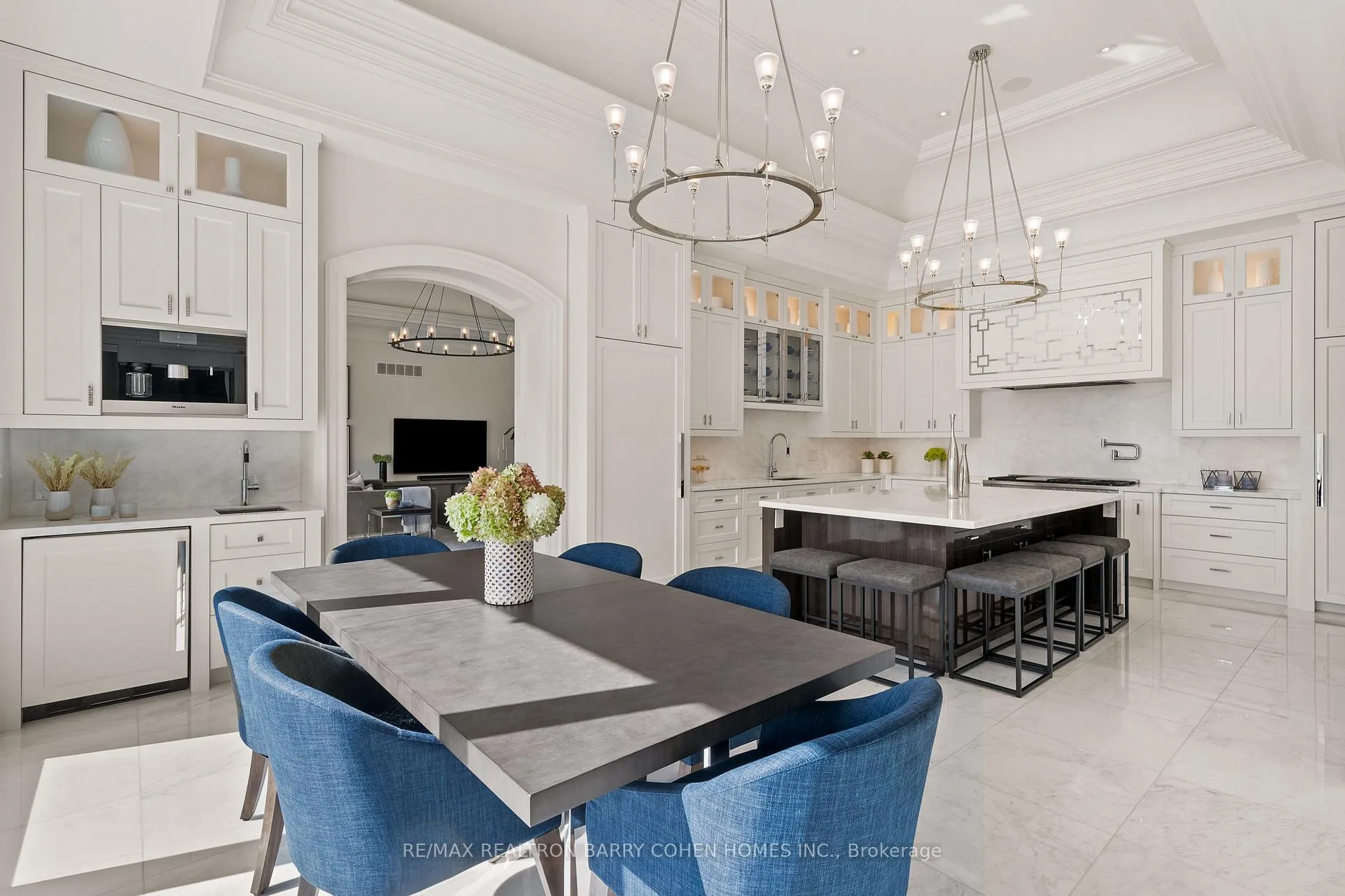 Photo 9 of 116 Eden Vale Drive, King, Rural King — HOMEH