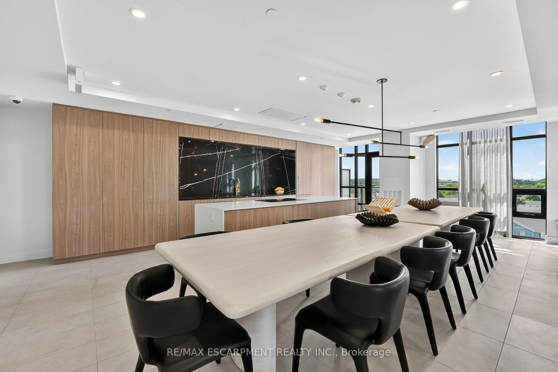 Photo 45 of Unit 901, 461 Green Road, Hamilton, Lakeshore — HOMEH