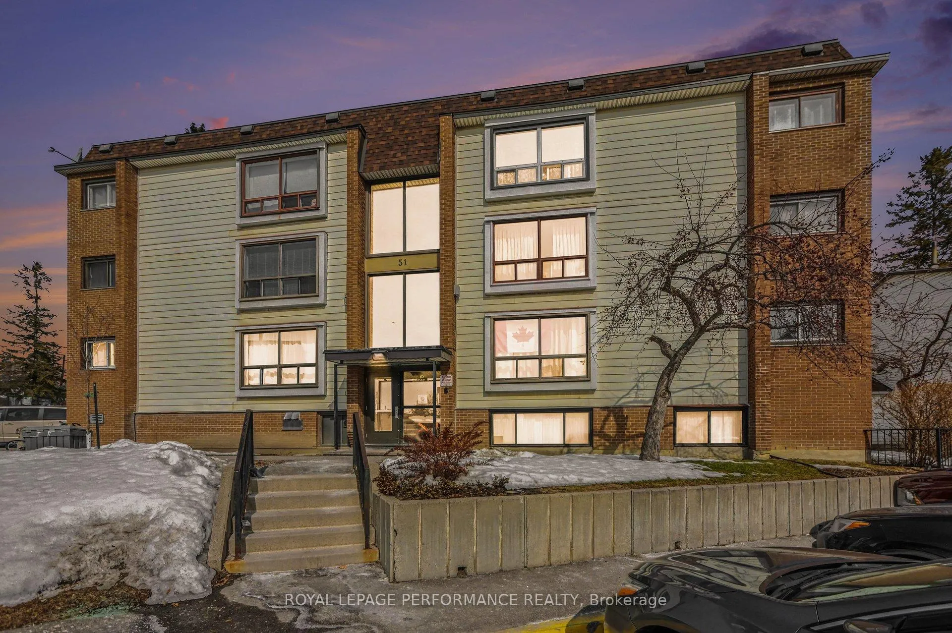 Photo 4 of Unit 8, 51 Sumac Street, Ottawa, Beacon Hill South — HOMEH