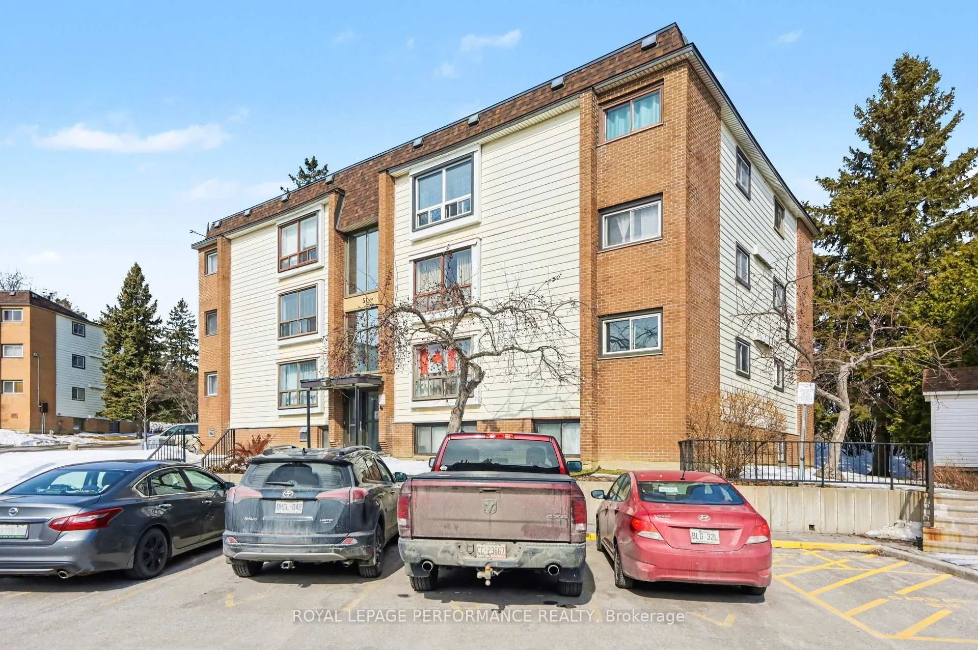 Photo 5 of Unit 8, 51 Sumac Street, Ottawa, Beacon Hill South — HOMEH