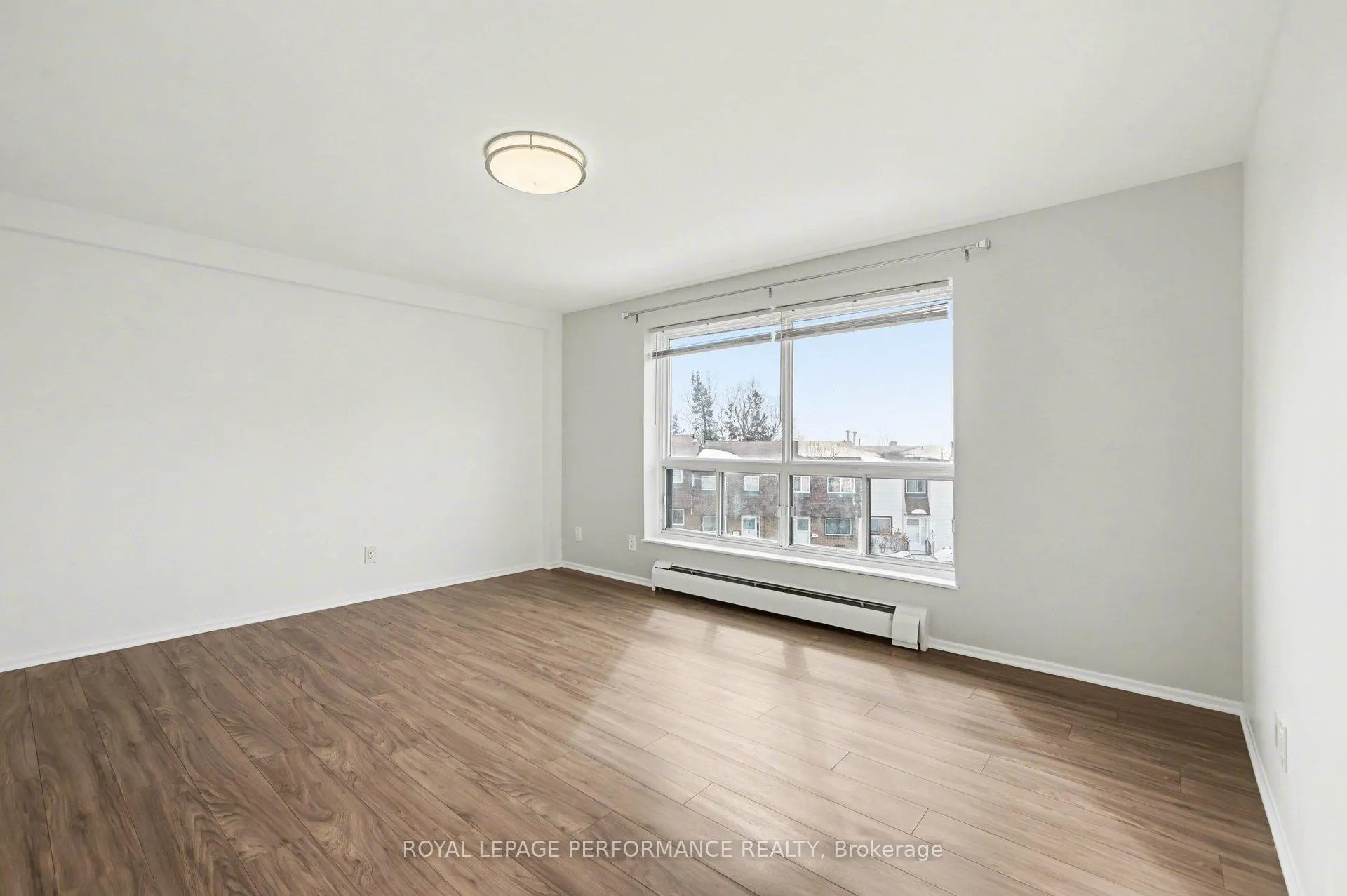 Photo 11 of Unit 8, 51 Sumac Street, Ottawa, Beacon Hill South — HOMEH