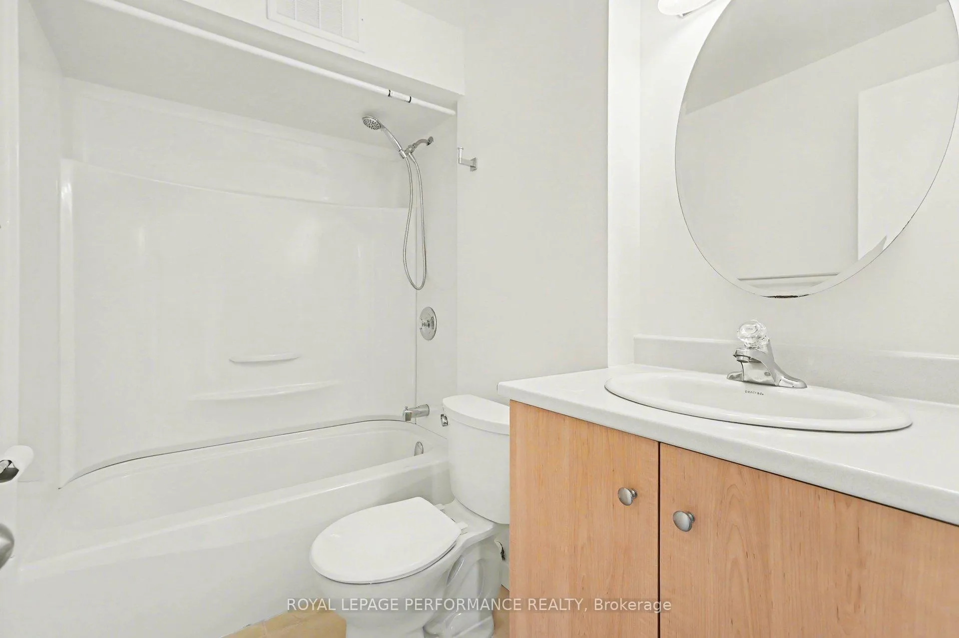 Photo 17 of Unit 8, 51 Sumac Street, Ottawa, Beacon Hill South — HOMEH