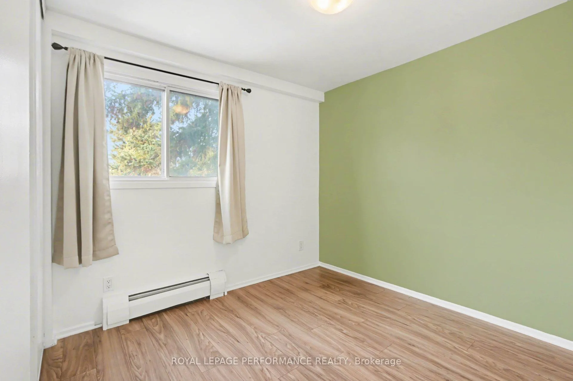 Photo 18 of Unit 8, 51 Sumac Street, Ottawa, Beacon Hill South — HOMEH