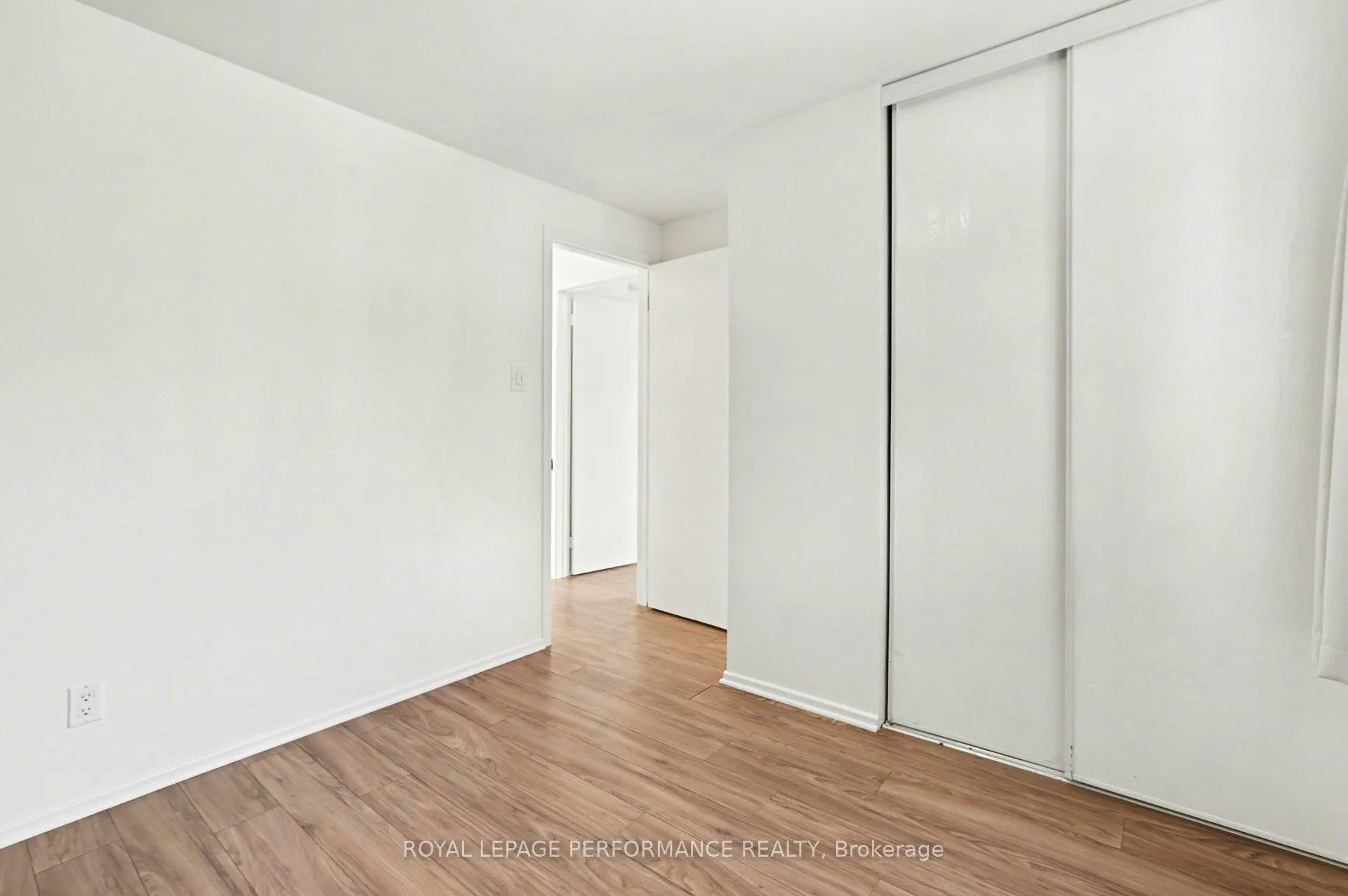Photo 23 of Unit 8, 51 Sumac Street, Ottawa, Beacon Hill South — HOMEH
