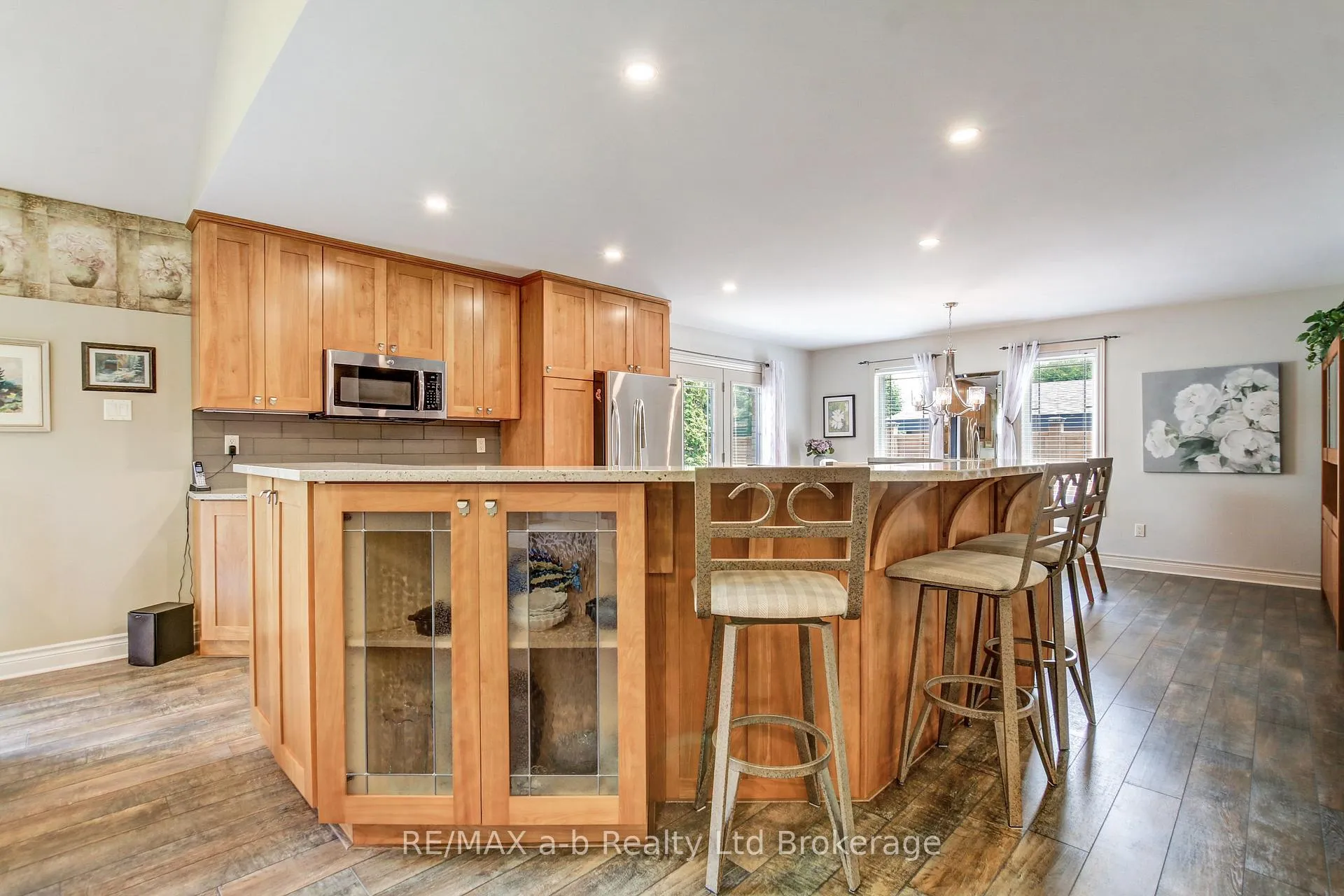 Photo 14 of 7 Otterview Drive, Norwich, Otterville — HOMEH