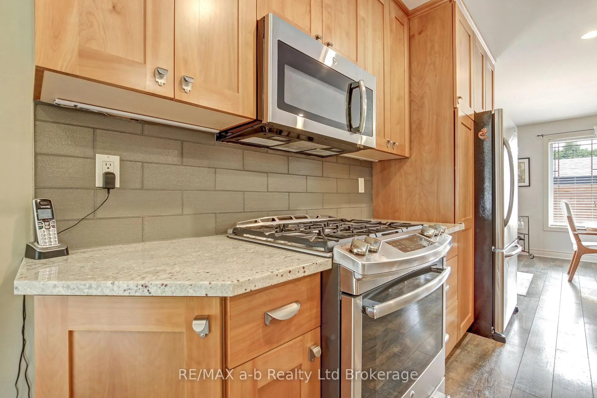Photo 16 of 7 Otterview Drive, Norwich, Otterville — HOMEH