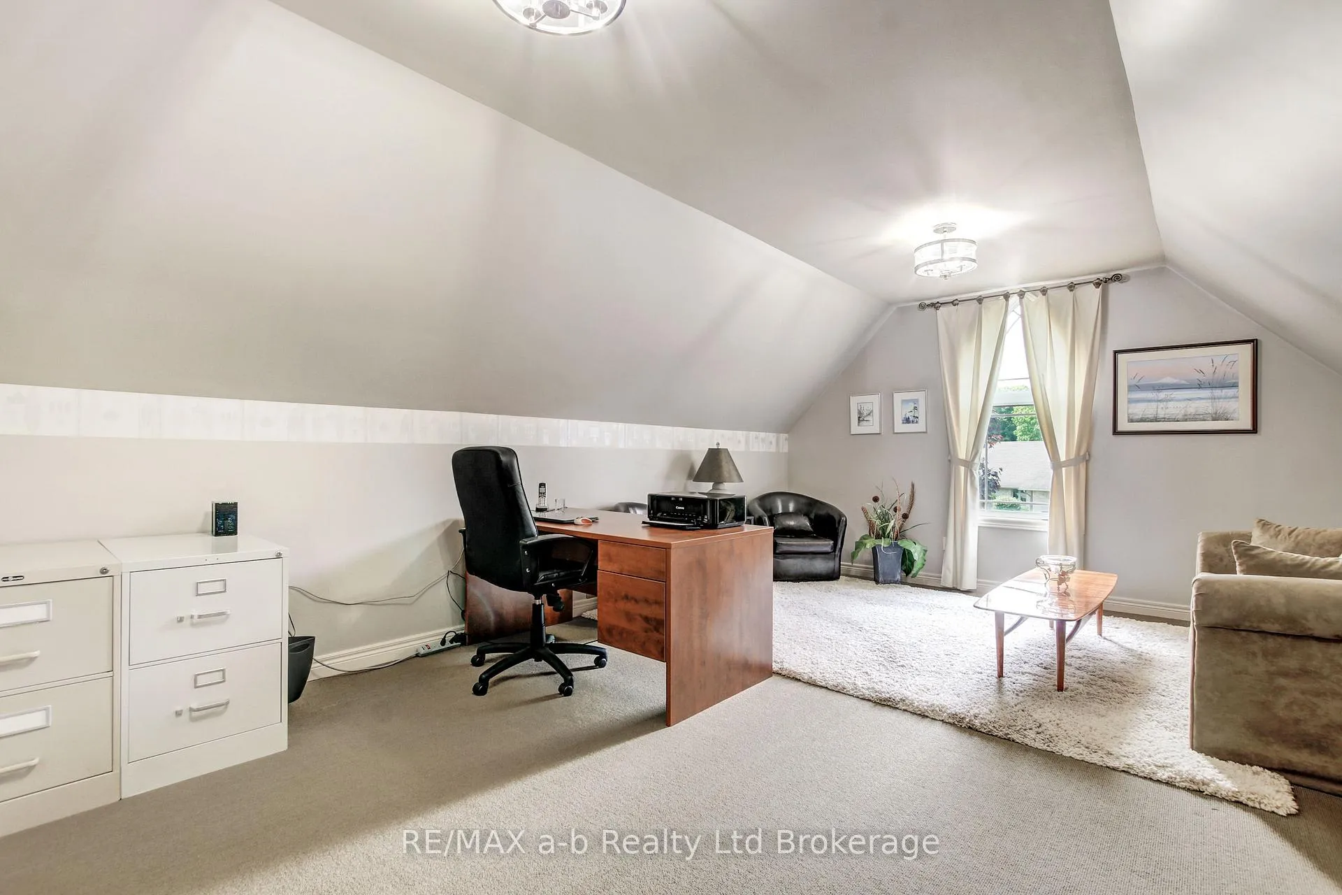 Photo 22 of 7 Otterview Drive, Norwich, Otterville — HOMEH