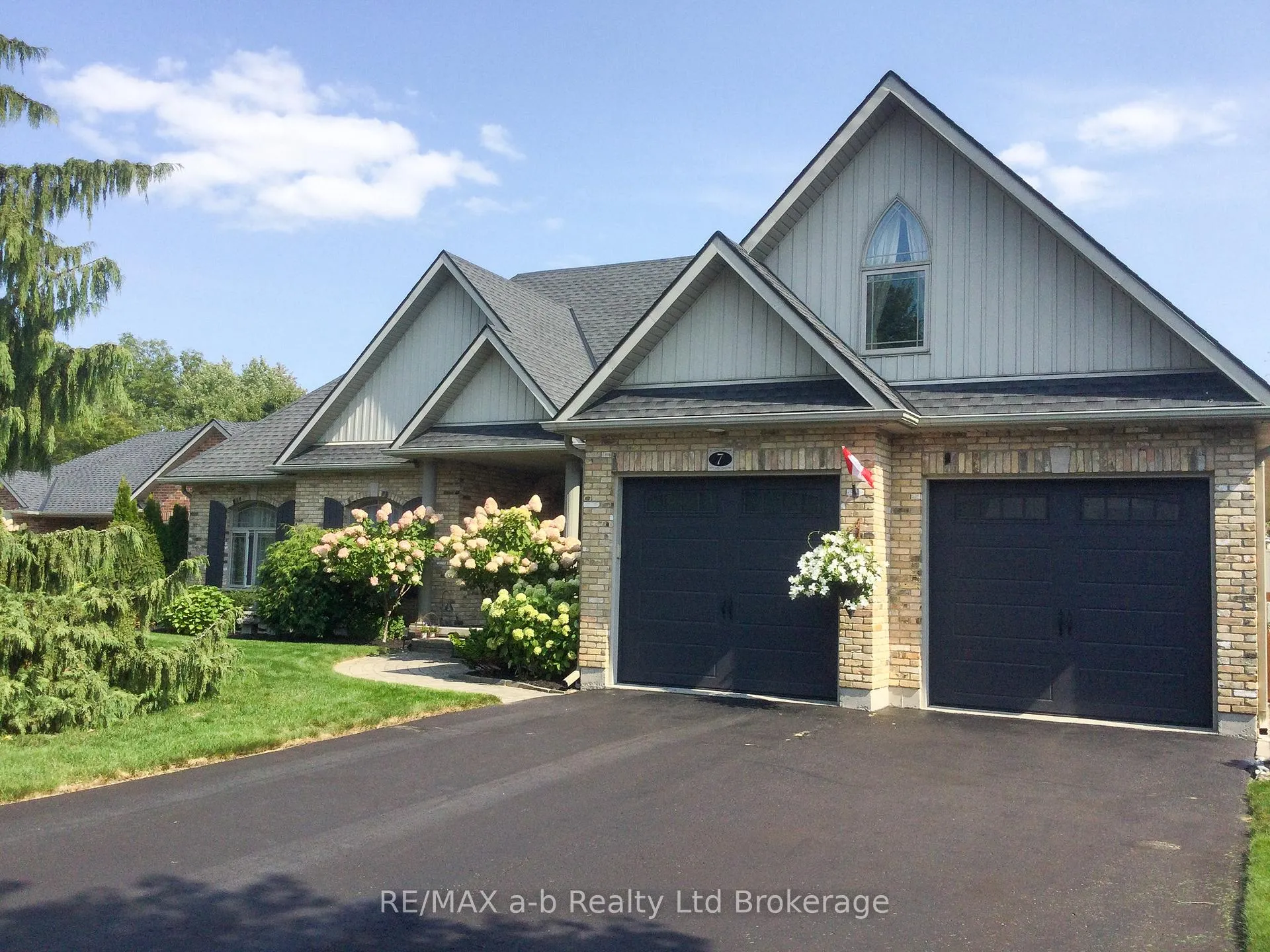 Photo 33 of 7 Otterview Drive, Norwich, Otterville — HOMEH