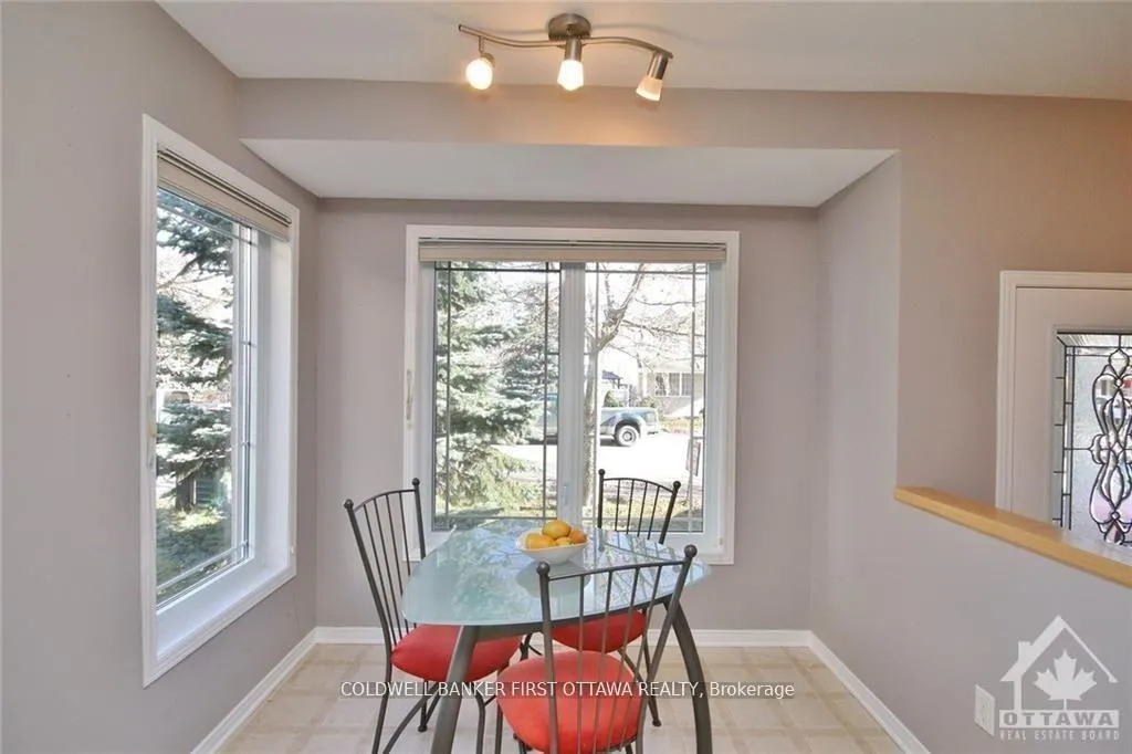 Photo 6 of 100 Sunvale Way, Ottawa, Barrhaven East — HOMEH