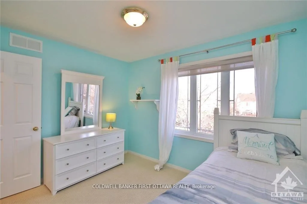 Photo 21 of 100 Sunvale Way, Ottawa, Barrhaven East — HOMEH