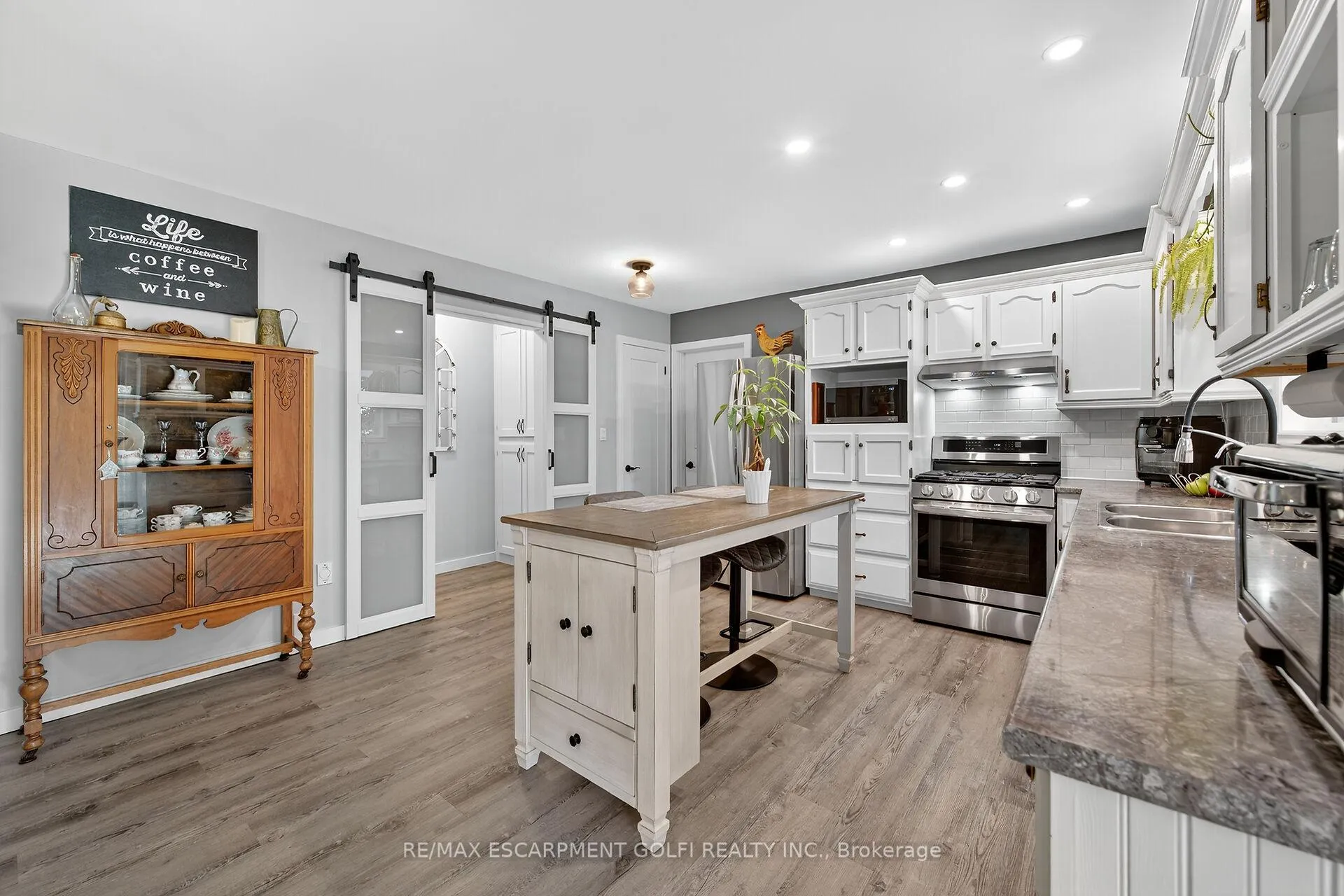 Photo 8 of 92 Dover Mills Road, Norfolk, Port Dover — HOMEH