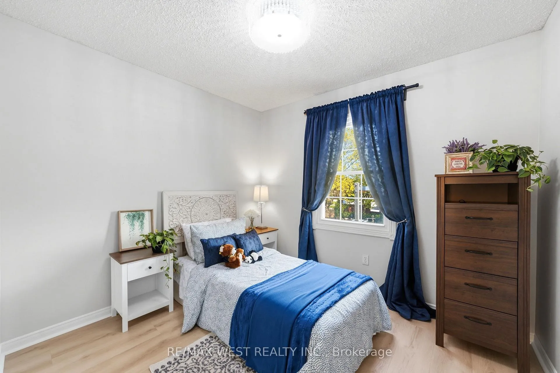 Photo 10 of Unit 15, 1205 Lambs Court, Burlington, Brant — HOMEH