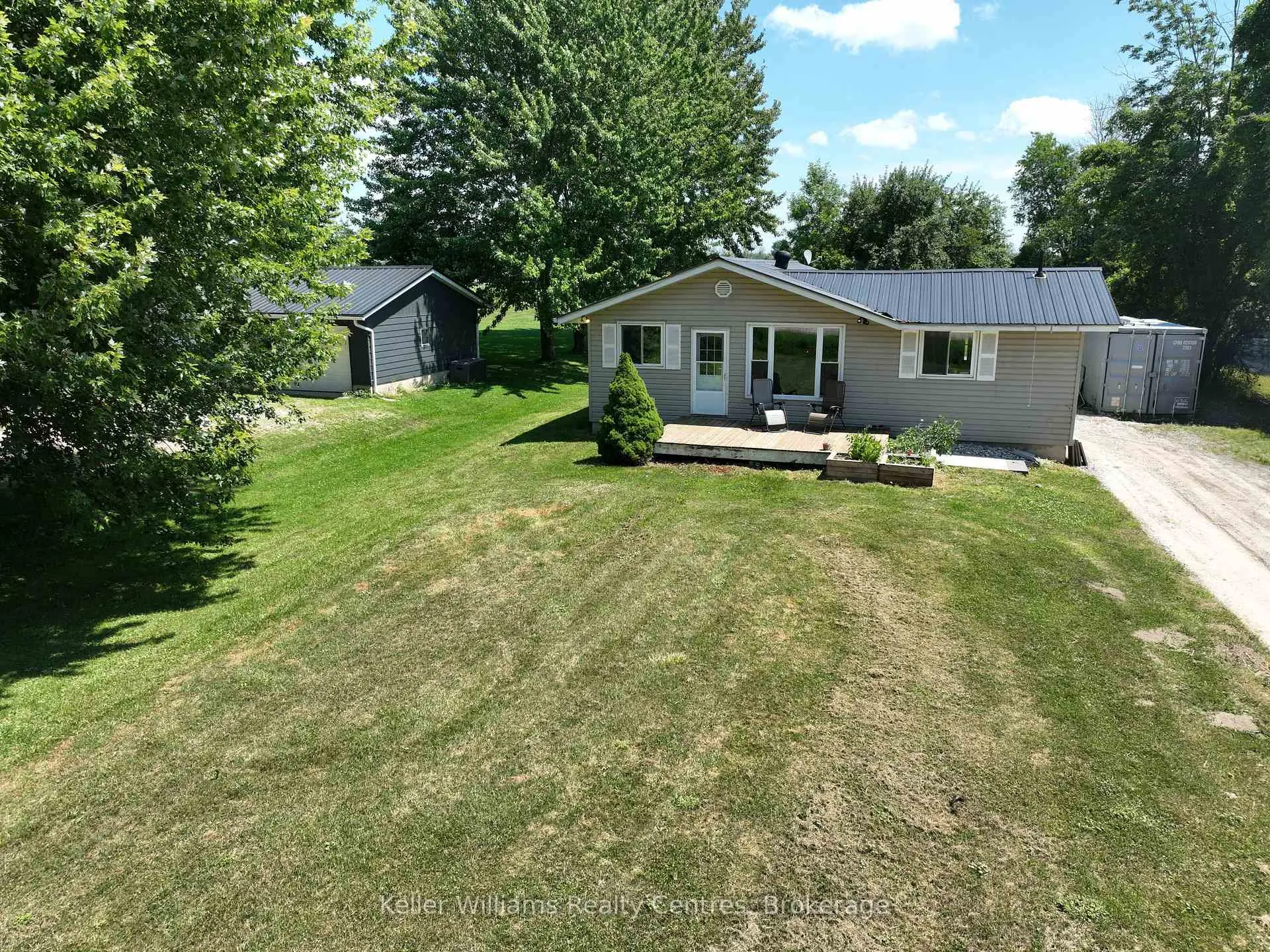 Photo 3 of 3000 Bruce 1 Road, Brockton — HOMEH