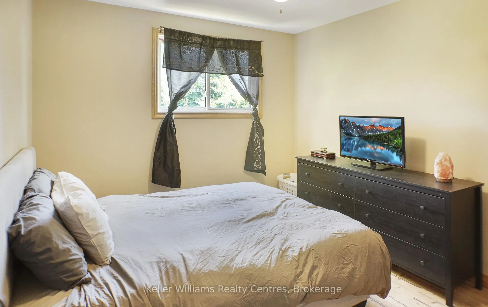 Photo 13 of 3000 Bruce 1 Road, Brockton — HOMEH
