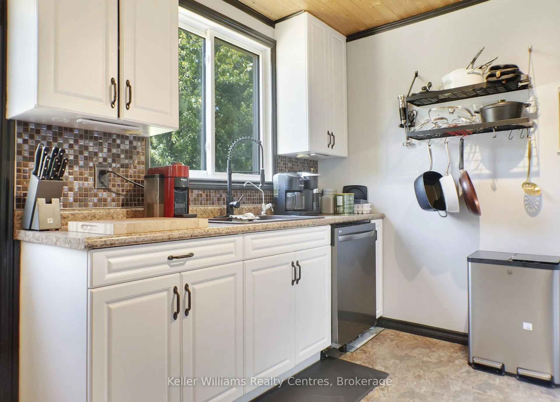 Photo 18 of 3000 Bruce 1 Road, Brockton — HOMEH