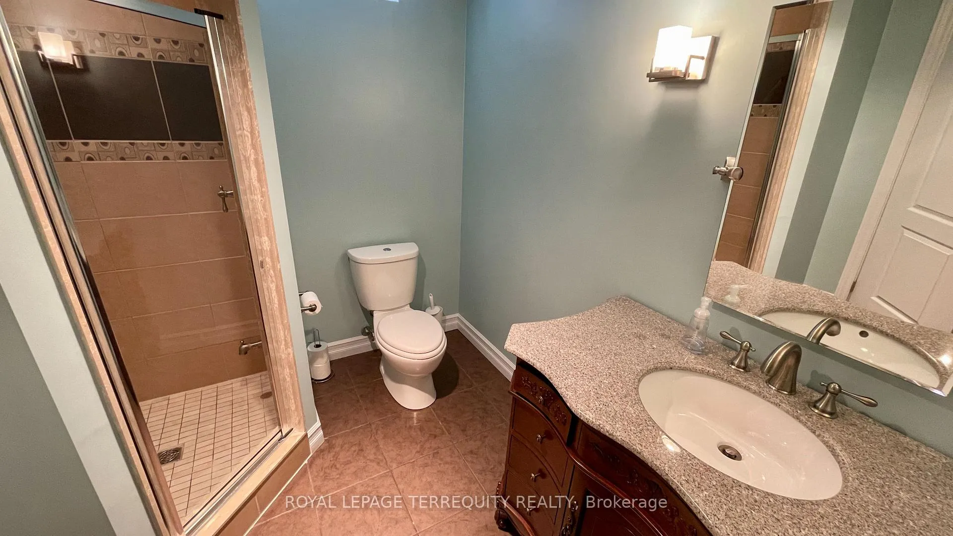 Photo 35 of 2114 Helmsley Avenue, Oakville, Westmount — HOMEH