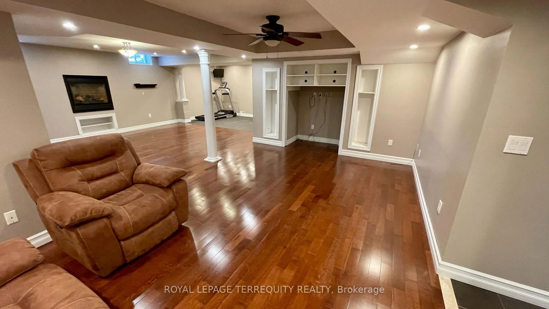 Photo 40 of 2114 Helmsley Avenue, Oakville, Westmount — HOMEH