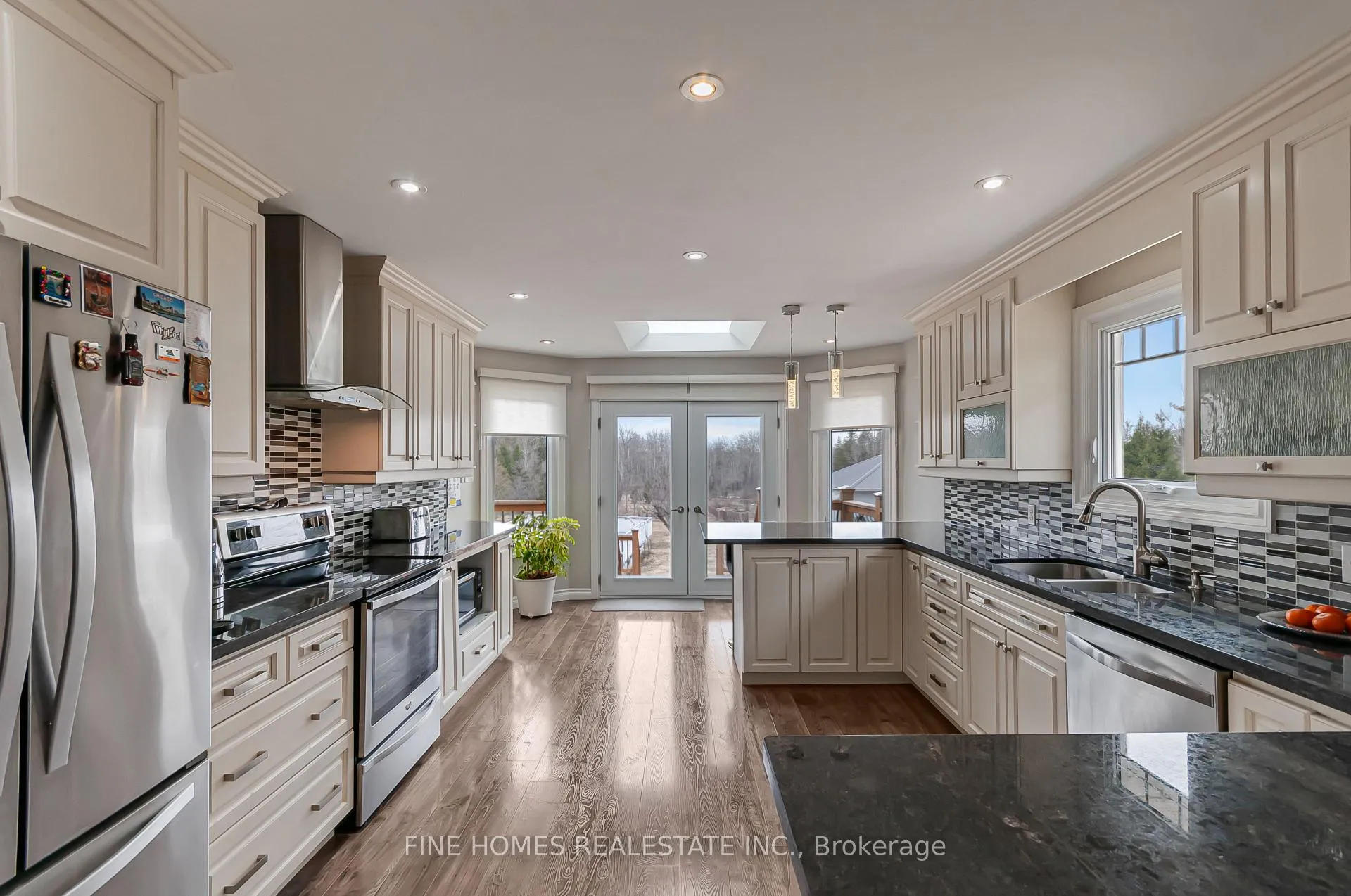 Photo 4 of 5895 Latimer Road, Georgina, Sutton & Jackson's Point — HOMEH