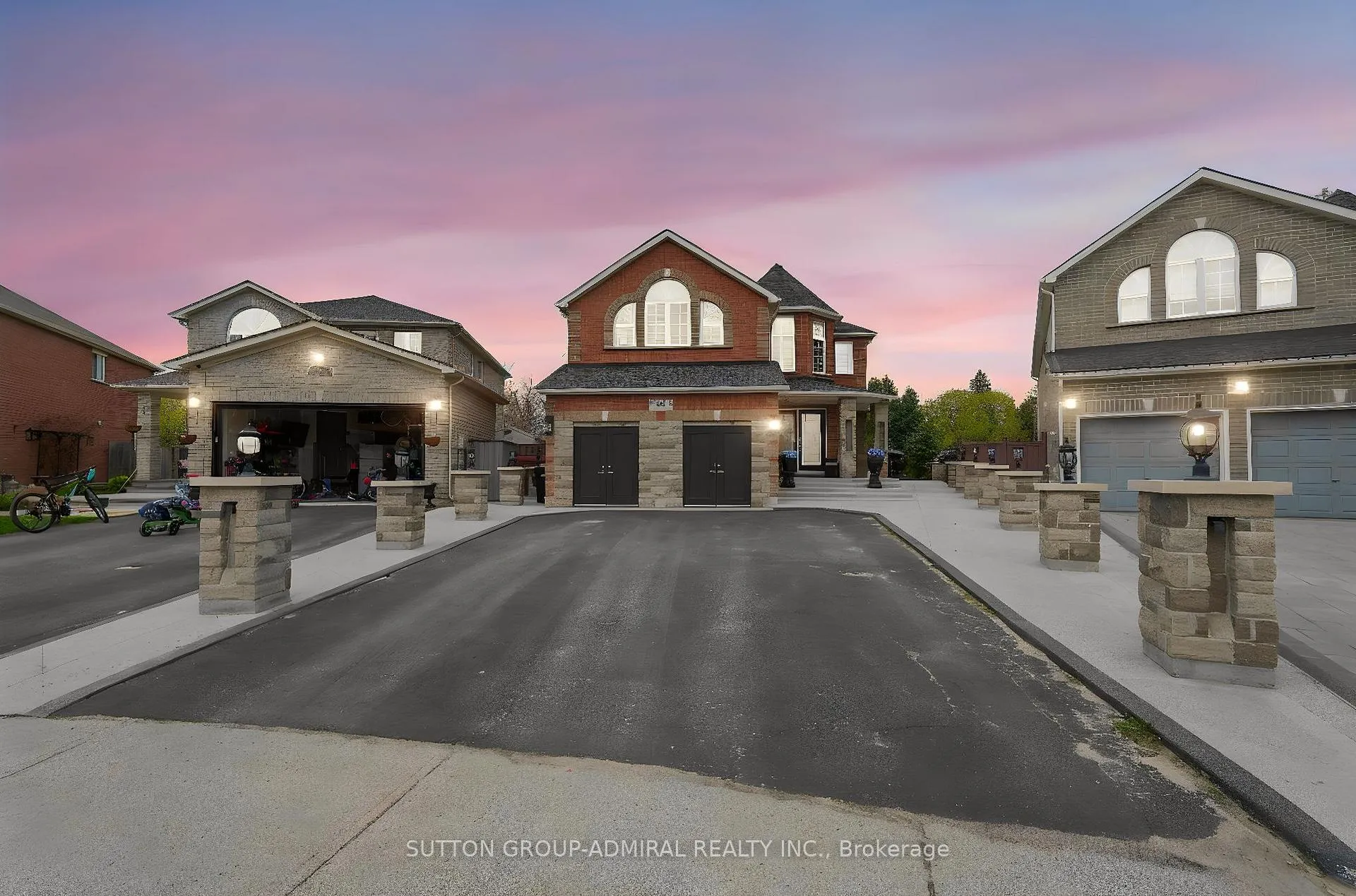 Photo 16 of 46 Balmoral Place, Barrie, Innis-Shore — HOMEH