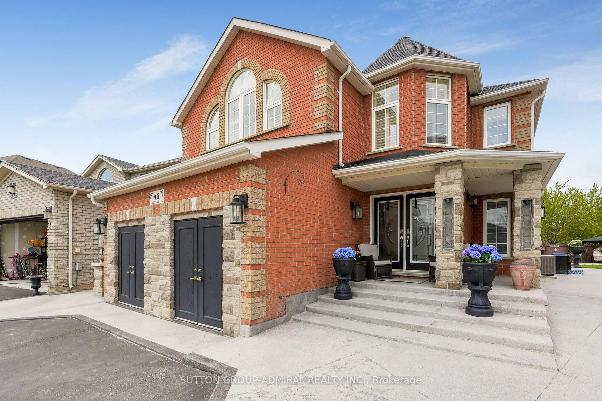 Photo 14 of 46 Balmoral Place, Barrie, Innis-Shore — HOMEH