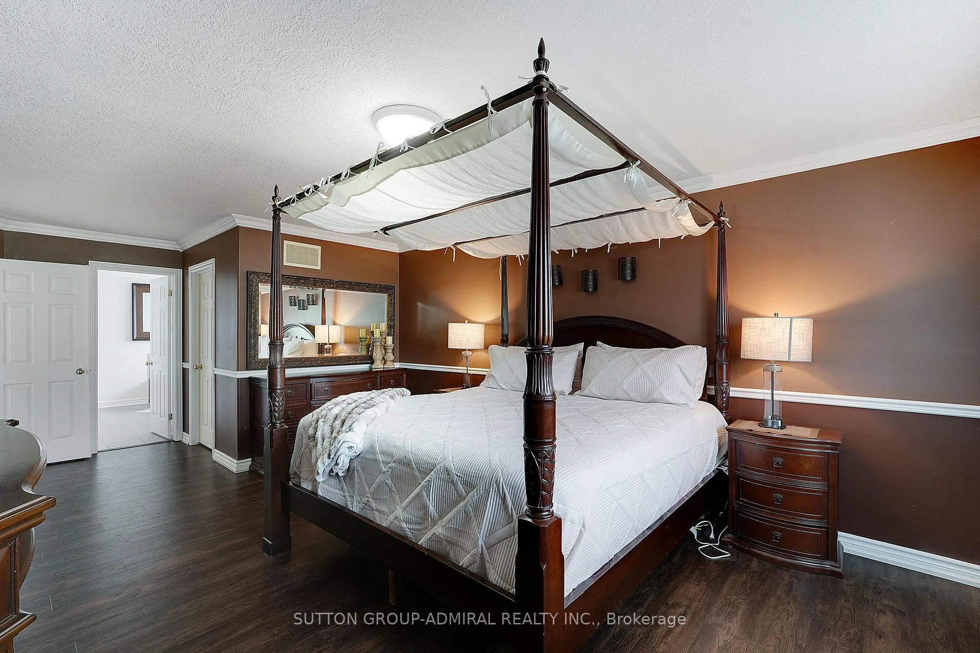 Photo 36 of 46 Balmoral Place, Barrie, Innis-Shore — HOMEH