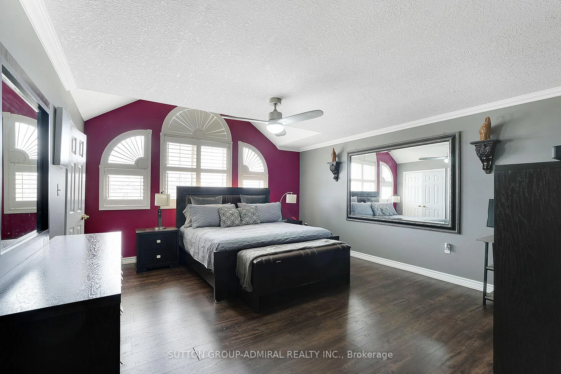 Photo 42 of 46 Balmoral Place, Barrie, Innis-Shore — HOMEH