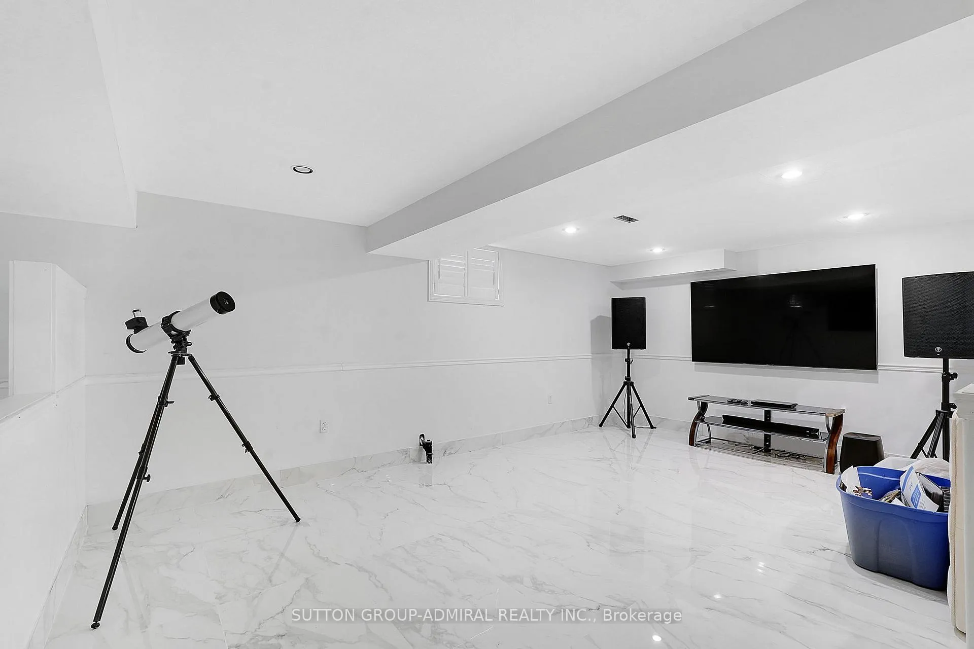 Photo 45 of 46 Balmoral Place, Barrie, Innis-Shore — HOMEH