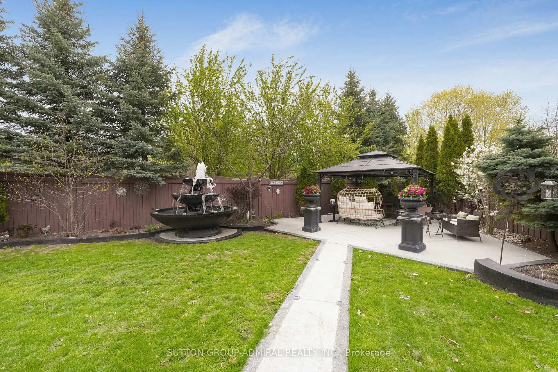 Photo 53 of 46 Balmoral Place, Barrie, Innis-Shore — HOMEH