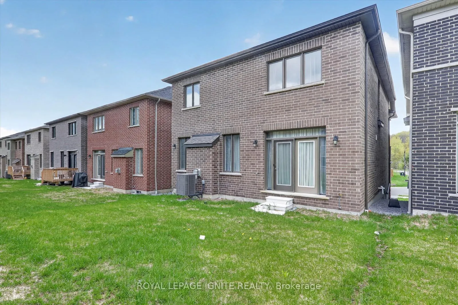 Photo 24 of 2835 Foxden Square, Pickering, Rural Pickering — HOMEH