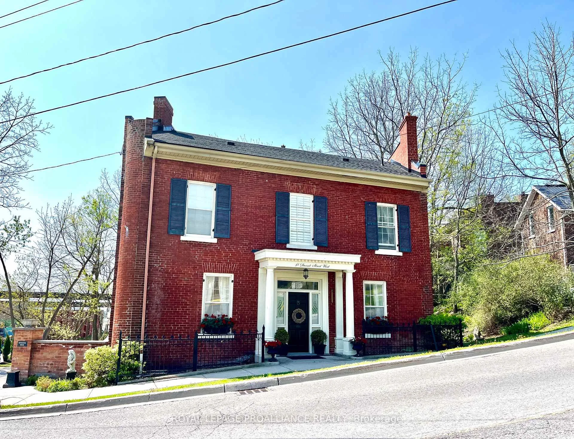 Front of 43-45 Dorset Street W
