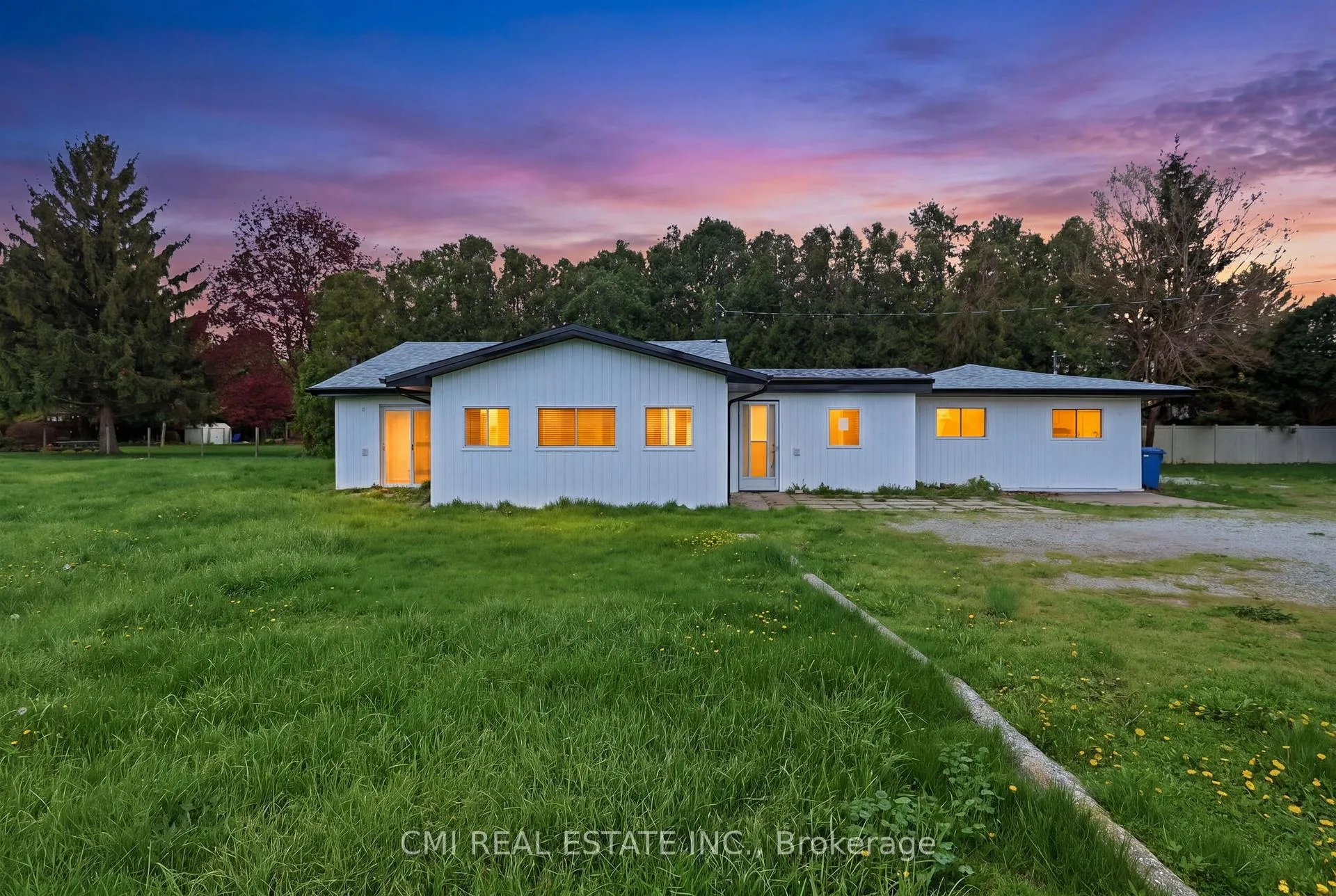 Photo 1 of 7526 Grande River Line, Chatham-Kent, Paincourt — HOMEH