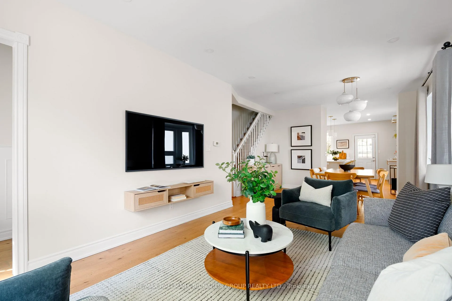 Photo 4 of 58 Winnifred Avenue, Toronto, South Riverdale — HOMEH