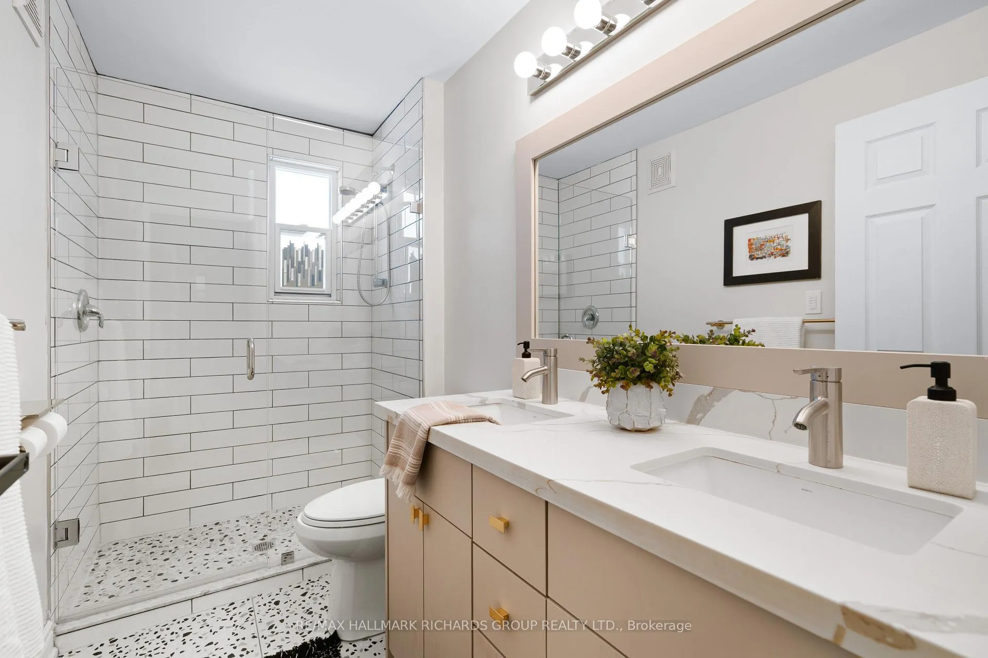 Photo 15 of 58 Winnifred Avenue, Toronto, South Riverdale — HOMEH