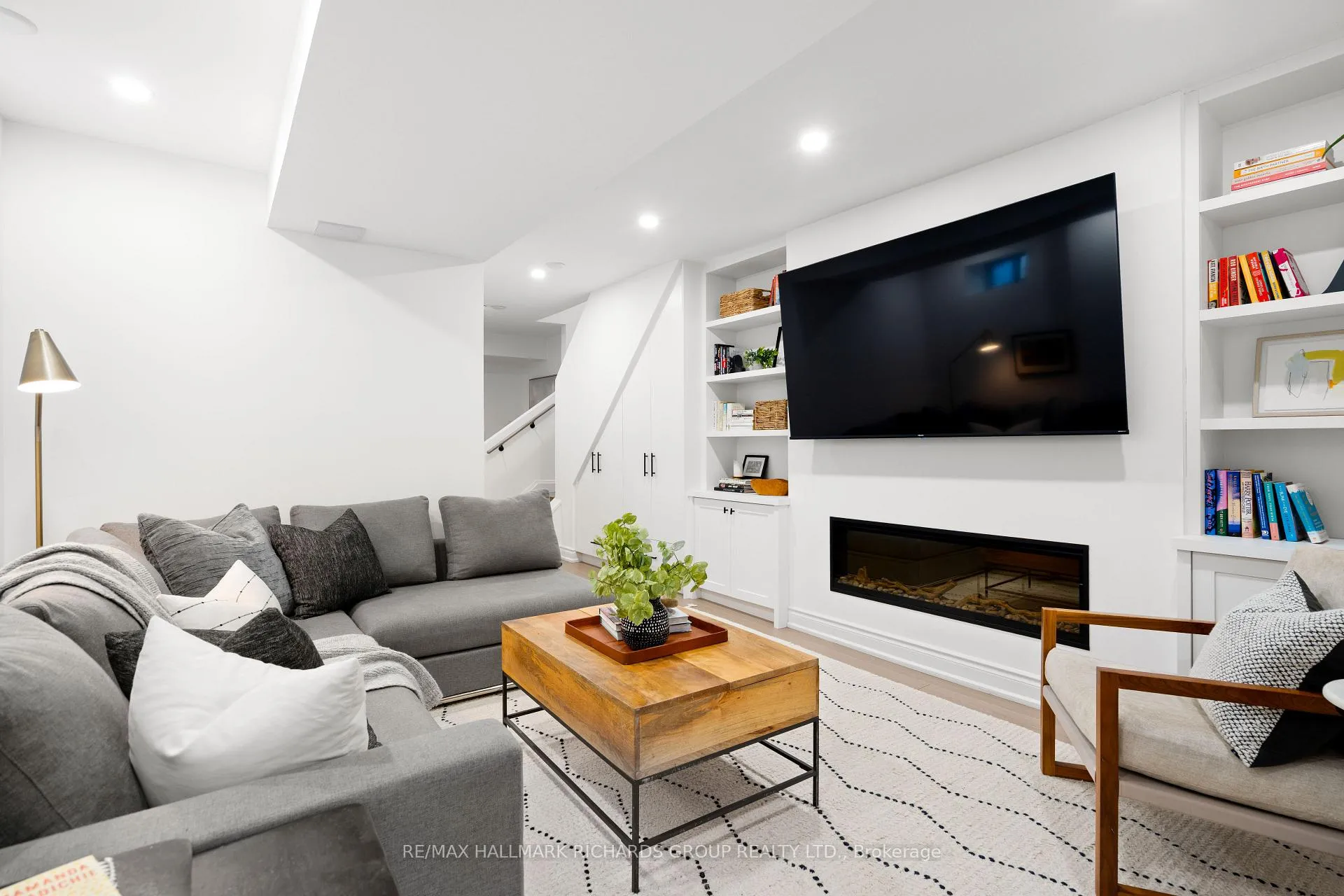 Photo 23 of 58 Winnifred Avenue, Toronto, South Riverdale — HOMEH