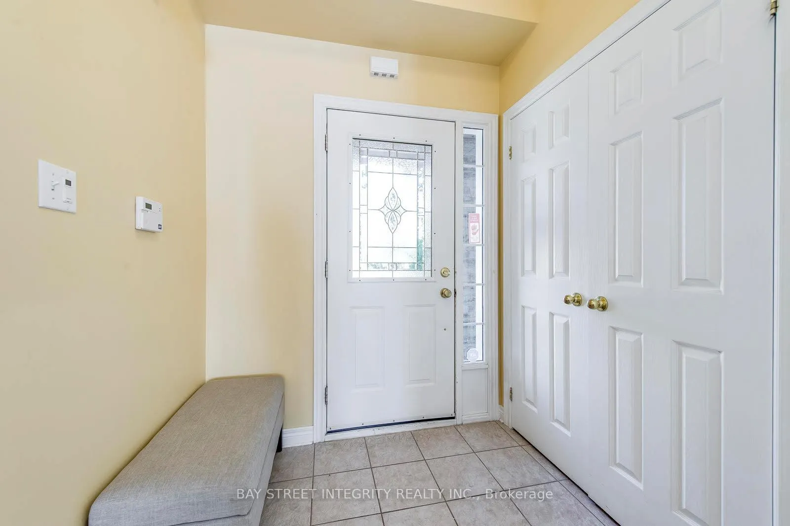 Photo 2 of 5326 Dryden Avenue, Burlington, Rose — HOMEH