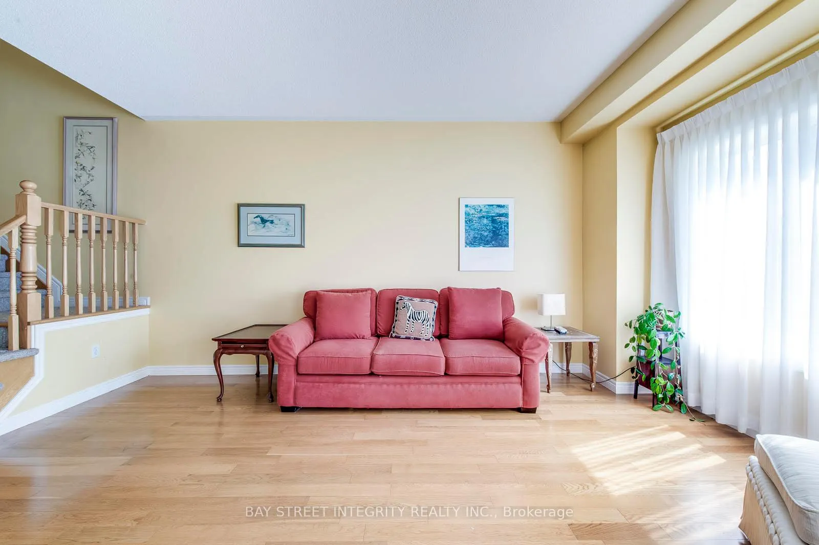 Photo 8 of 5326 Dryden Avenue, Burlington, Rose — HOMEH