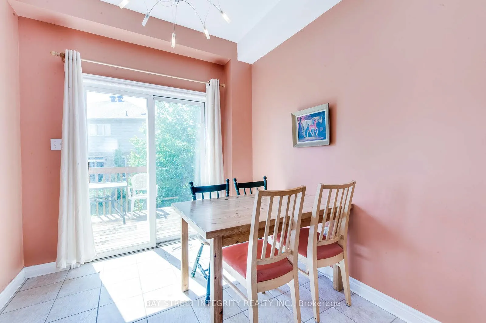 Photo 10 of 5326 Dryden Avenue, Burlington, Rose — HOMEH