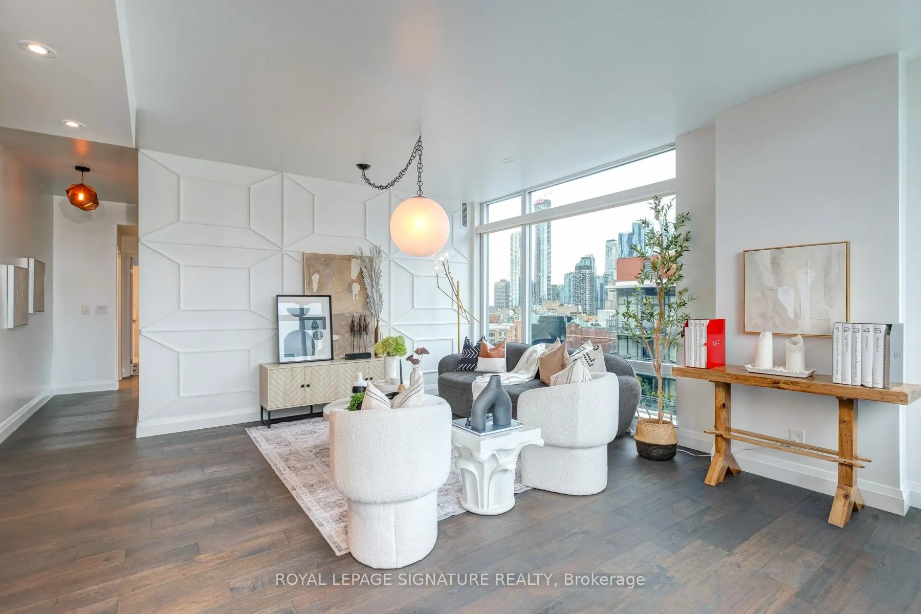 Photo 4 of Unit 1202, 333 Adelaide Street E, Toronto, Moss Park — HOMEH