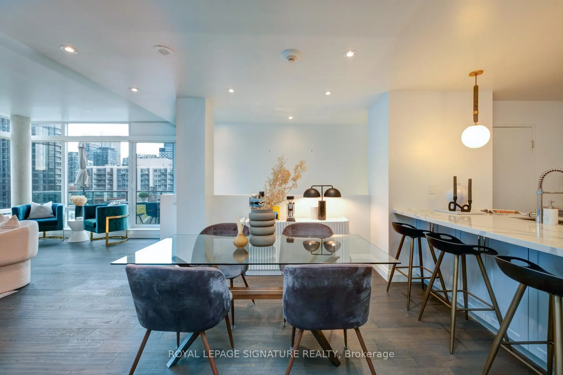 Photo 7 of Unit 1202, 333 Adelaide Street E, Toronto, Moss Park — HOMEH