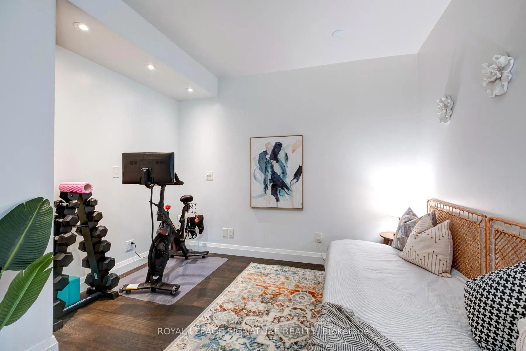 Photo 15 of Unit 1202, 333 Adelaide Street E, Toronto, Moss Park — HOMEH